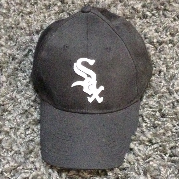MLB Other - Chicago White Sox adjustable baseball hat